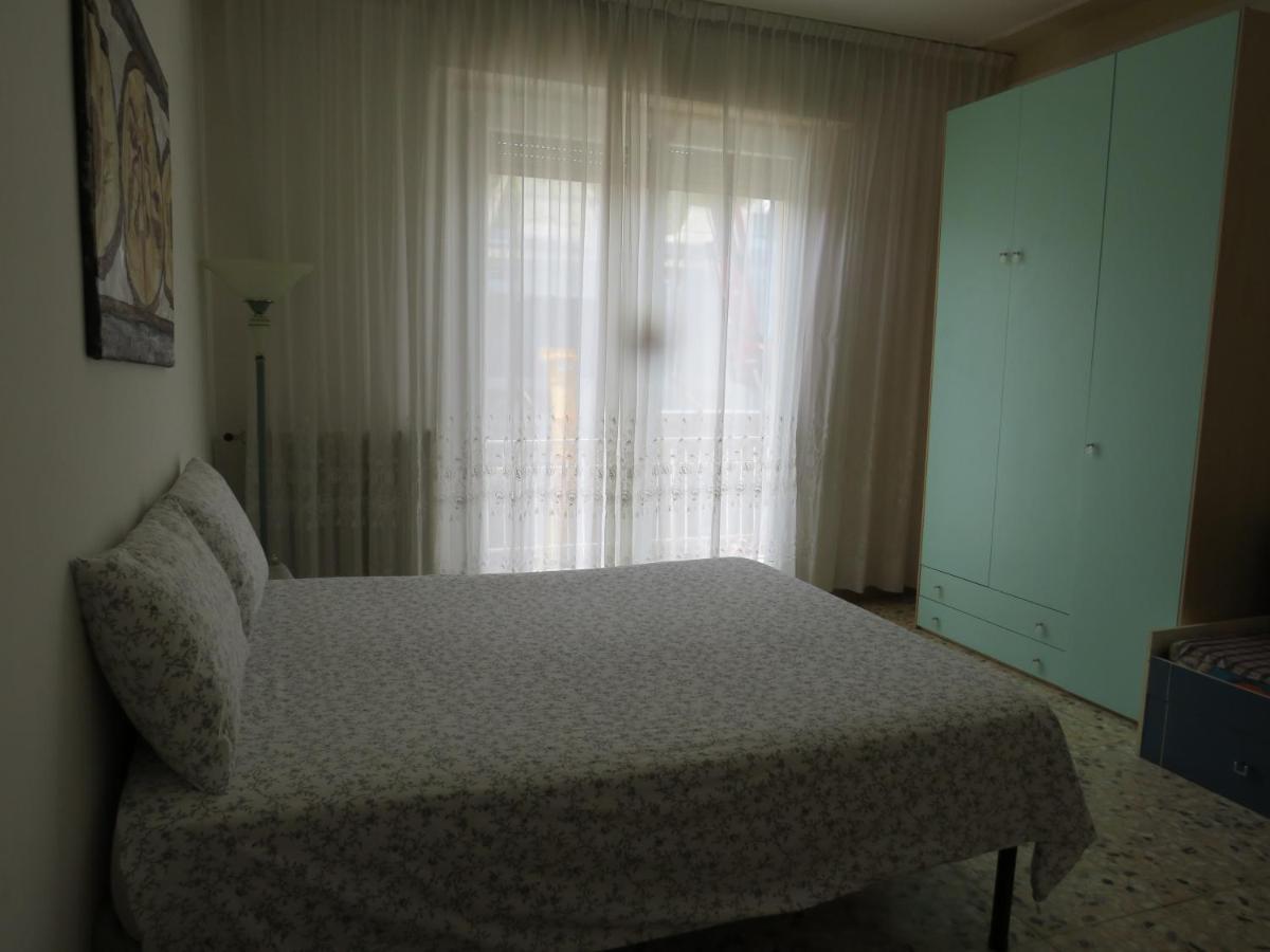 Ferienwohnung La Baia Di Lori Pesaro Exterior foto